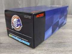Tony Stewart #20 Home Depot 2000 Pontiac Grand Prix Stock Car, 1/24, Limited Edition, Action