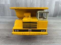 International 350 Pay Hauler, 1/24, Bar Grille, White Cab, Ertl