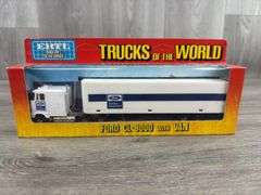 Ford CL-9000 W/Van, 1/64, Ertl, Trucks & Miniatures Of The World