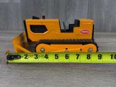 Tonka T-6 Dozer, 9” Long
