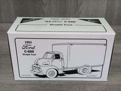 1953 Ford C-600 Golden Jubilee Straight Truck, 1/34
