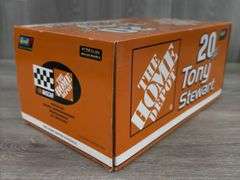 Tony Stewart #20 Home Depot 1999 Pontiac Grand Prix Stock Car, 1/24, Certificate Of Authenticity, 1 Of 3,120, Revell Collection