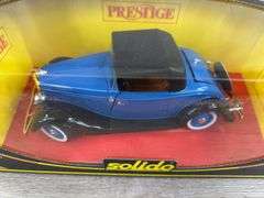 1934 Ford Cabriolet, 9” Long, Solido, Prestige