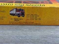 International 4300 Eagle TOI Transport Car Carrier, 1/64, Ertl, Trucks & Miniatures Of The World