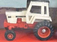 Mack Case Flatbed W/Tractors, 1/64, Ertl, Trucks & Miniatures Of The World