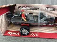 Bass Pro Shop Bass Chaser Set, 16” Long, Nylint Toys