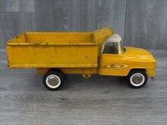 Tru-Scale Dump Truck, 14 3/4” Long