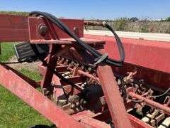 620 IH Press Drill