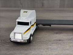 Caterpillar Tractor Trailer W/Challenger 45, 1/64, Ertl