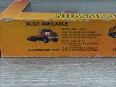 International 4300 Eagle Exxon Tanker, 1/64, Ertl, Trucks & Miniatures Of The World