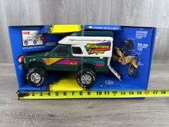 Nylint Toys 4x4 Wilderness Camper, 11 1/2” Long