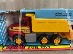 Nylint Sand & Gravel Dump & Dozer, 14 1/2” Long
