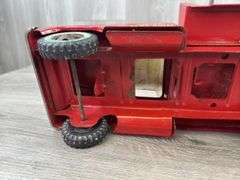 Tonka Ramp Hoist Truck, 21” Long, Tonka Toys