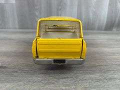 Tonka Jeep Wagoneer, 9 1/4” Long