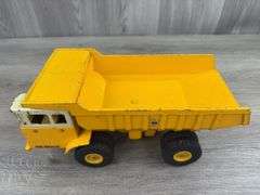 International 350 Pay Hauler, 1/24, Bar Grille, White Cab, Ertl