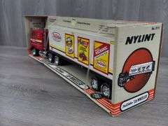True Value 18-Wheeler, 21” Long, Nylint