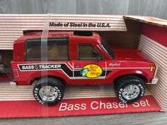 Bass Pro Shop Bass Chaser Set, 16” Long, Nylint Toys