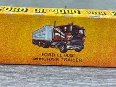 Ford CL-9000 W/Flatbed, 1/64, Ertl, Trucks & Miniatures Of The World