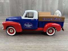 1952 Chevrolet 3100 Cooper Tires Pickup Bank, 1/25, Limited Edition