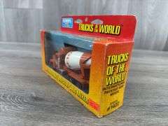 International Paystar 5000 Mixer, 1/64, Ertl, Trucks & Miniatures Of The World