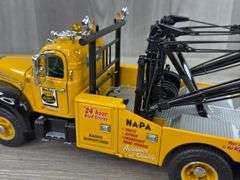 Mack B-61 NAPA 24 HR Wrecker, 1/34, First Gear