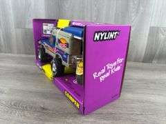 Ford Ranger Sport Camper, 13” Long, Nylint Toys