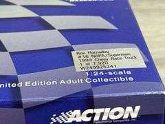 Ron Hornaday #16 NAPA/Superman 1999 Chevy Race Truck, 1/24, Limited Edition, 1 Of 7,920, Action