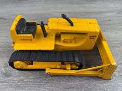 Caterpillar D6 Crawler W/Blade, 1/16, Ertl