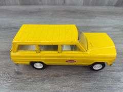 Tonka Jeep Wagoneer, 9 1/4” Long