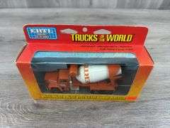 International Paystar 5000 Mixer, 1/64, Ertl, Trucks & Miniatures Of The World