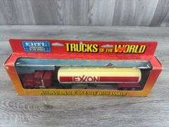 International 4300 Eagle Exxon Tanker, 1/64, Ertl, Trucks & Miniatures Of The World