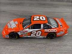 Tony Stewart #20 Home Depot Pontiac Grand Prix Elite Stock Car, 1/24, #722, Action Elite