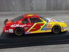 Terry Labonte #5 Kellogg’s Monte Carlo Stock Car, 1/24, Certificate Of Authenticity, 1 Of 4,020, Revell Collection