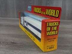 Ford CL-9000 W/Van, 1/64, Ertl, Trucks & Miniatures Of The World