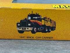 Mack Mobil Truck & Tanker, 1/64, Ertl, Trucks & Miniatures Of The World