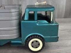 Structo Delivery Truck, 13” Long