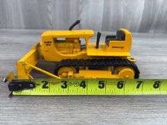 Caterpillar D6 Crawler W/Blade, 1/16, Ertl