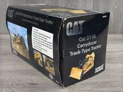 Caterpillar D11R Carrydozer Track-Type Tractor, 1/50