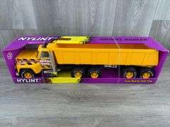 Hard Hat Contractors Gravel Hauler, 23 1/2” Long, Nylint Toys