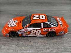 Tony Stewart #20 Home Depot 200 Pontiac Grand Prix Stock Car Bank, 1/24, Limited Edition, #1036/7500, Action