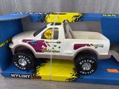 Ford F150 4x4 ATV Hauler Set, 28 3/4” Long, Nylint Toys