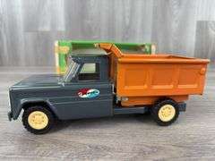 Structo Z-z-zound Dump Truck, 9” Long, #125