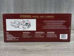 1953 Ford F100 Pickup, 1/18, Road Legends