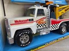 Ford Motorcraft The Beast Twin Boom Wrecker, 16” Long