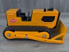 Tonka T-6 Dozer, 9” Long