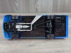 Ron Hornaday #16 NAPA/Superman 1999 Chevy Race Truck, 1/24, Limited Edition, 1 Of 7,920, Action