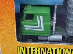 International Transtar II W/Livestock Van, 1/64, Ertl