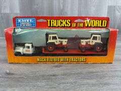 Mack Case Flatbed W/Tractors, 1/64, Ertl, Trucks & Miniatures Of The World