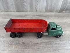 Hubley Truck & Dump Trailer, 16 1/2” Long