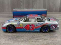 Bobby Hamilton #43 STP 25th Anniversary Pontiac Grand Prix Stock Car, 1/24, 1996 Limited Edition, 1 Of 3,500, Action